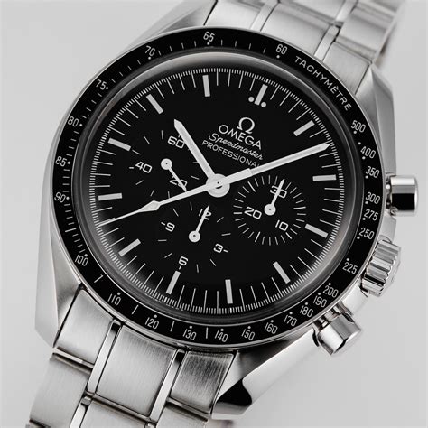 omega moonwatch 2024.